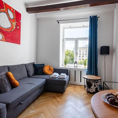 Wspolna 54A - Red - Good Apartments Warsaw Ngoại thất bức ảnh